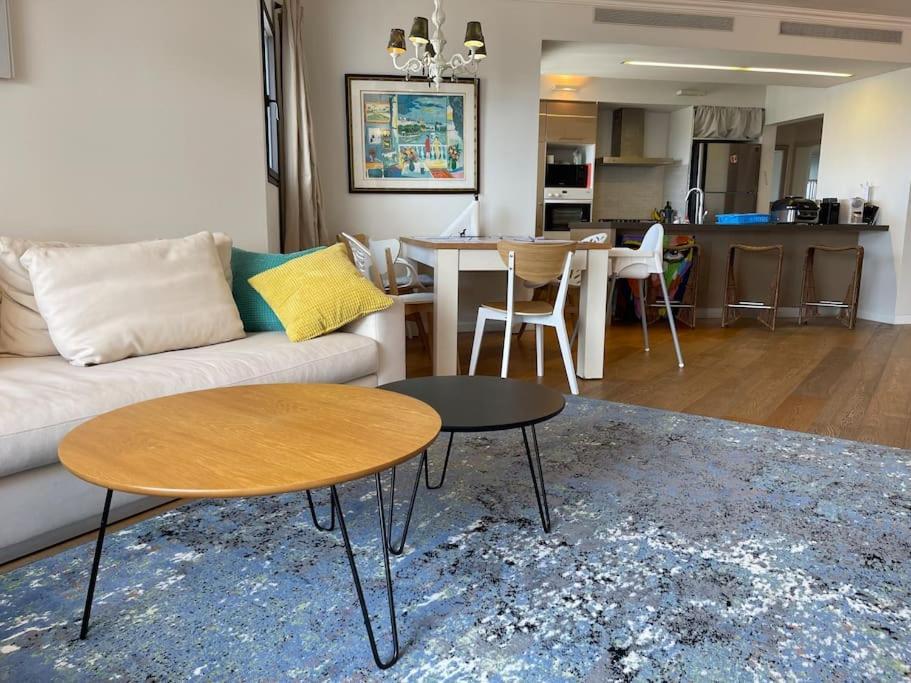 Beautiful Penthouse W/Amazing View, Prime Location Lägenhet Ramat Gan Exteriör bild