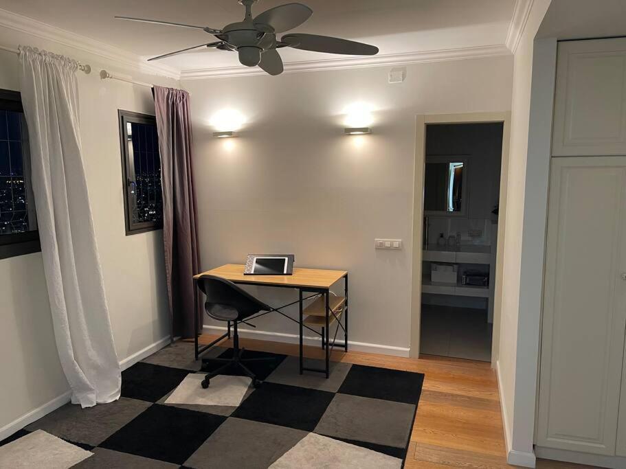 Beautiful Penthouse W/Amazing View, Prime Location Lägenhet Ramat Gan Exteriör bild