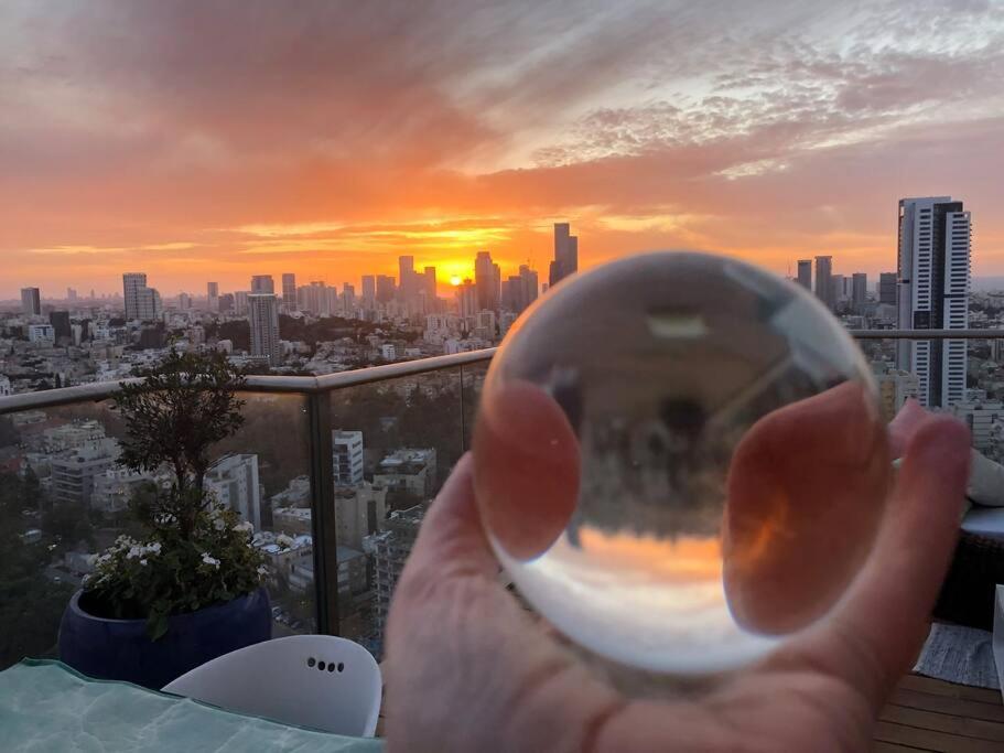 Beautiful Penthouse W/Amazing View, Prime Location Lägenhet Ramat Gan Exteriör bild