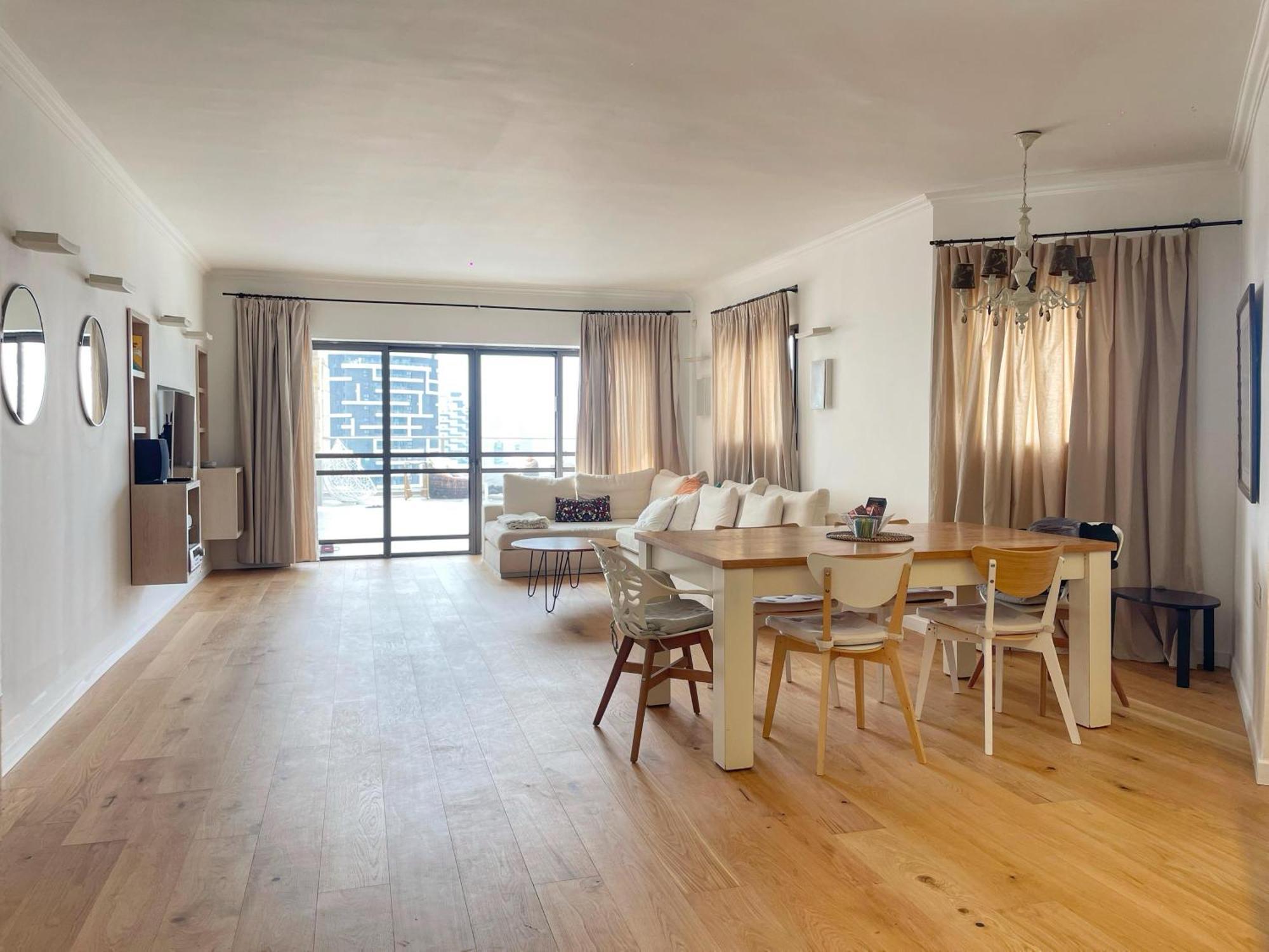 Beautiful Penthouse W/Amazing View, Prime Location Lägenhet Ramat Gan Exteriör bild